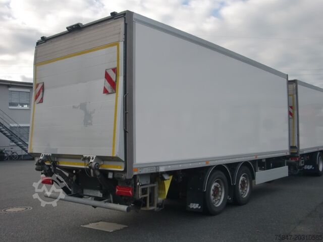 Vrachtwagen met laadbak Mercedes-Benz Actros 1836 L Komplettzug Durchlader