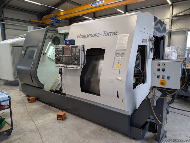 Centro de torneamento e fresagem CNC NAKAMURA NTJX