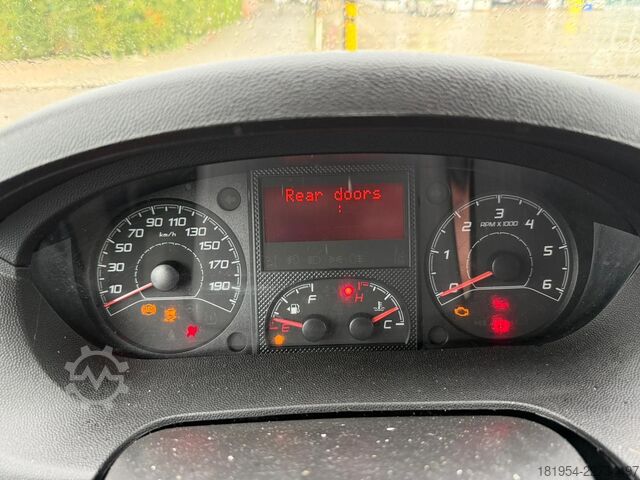 Furgão de painéis Citroën jumper 2.2hdi 130pk euro5 L2H2
