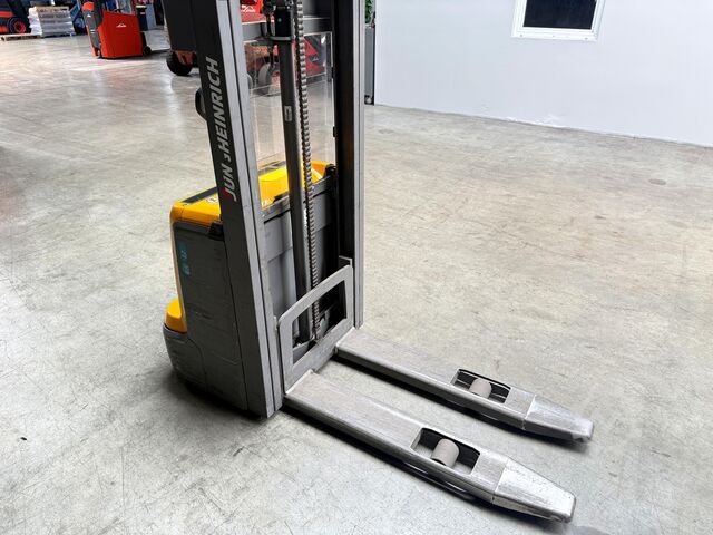 S+UVV 07/27 Elektro 788 u Jungheinrich EJC112