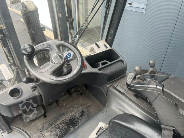 Chariot élévateur électrique à 4 roues Linde E35L