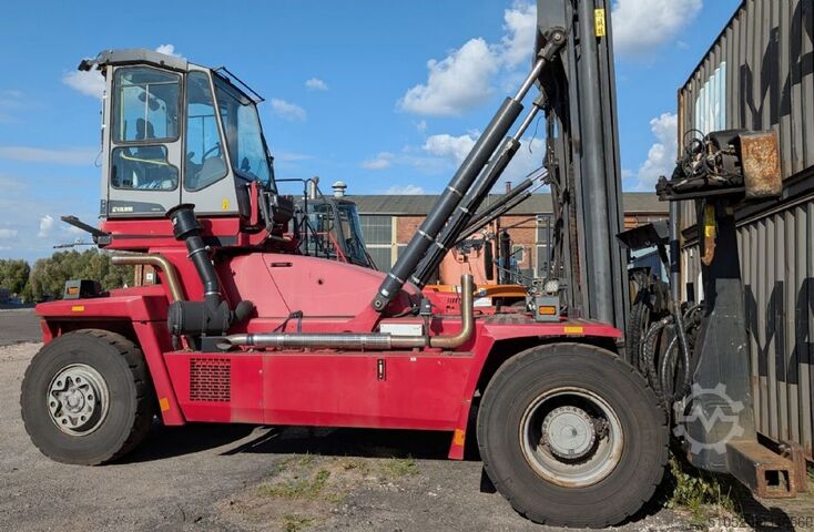 Empileur de conteneurs vides Kalmar DCF100-45E7