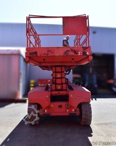Elevador de tesoura PB Lifttechnik S151-19E4x4, defekt