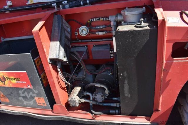 Elevador de tesoura PB Lifttechnik S151-19E4x4, defekt