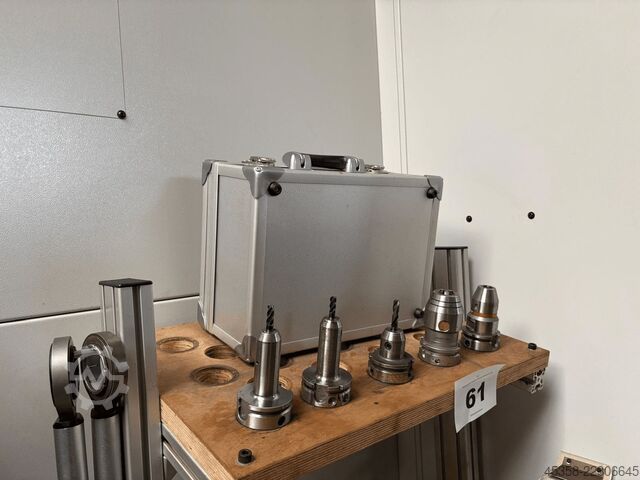 Centre de traitement universel Hermle C 400 U