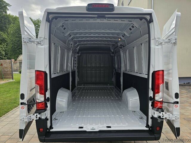Dodávka Fiat Ducato 35 MAXI L5H2 L4H2 180 15m³ Safety Kamera