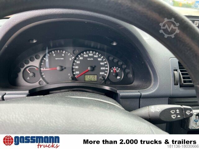 Panel van Ford Tourneo Connect 4x2, Personentransporter, 8-Sitzer