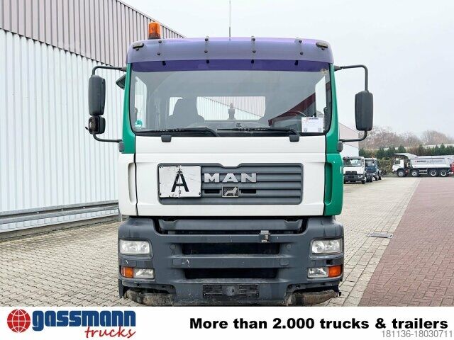 Haakarm vrachtwagen MAN TGA 26.463 6x4 BB