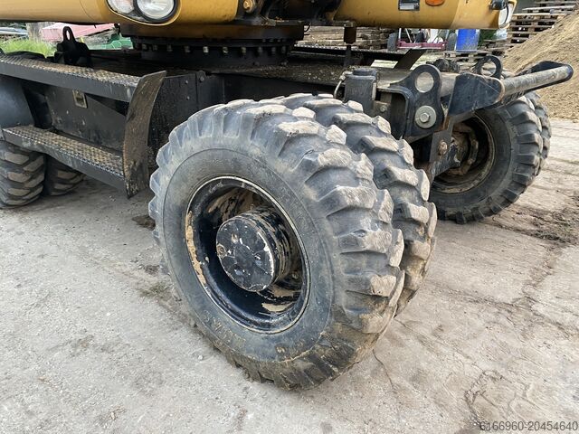 Τροχοφόρος εκσκαφέας Caterpillar M315D