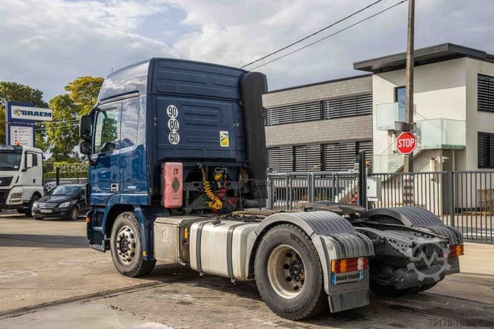 Standard-SZM MERCEDES ACTROS 1846 LS-MP3+HYDR.+ADR