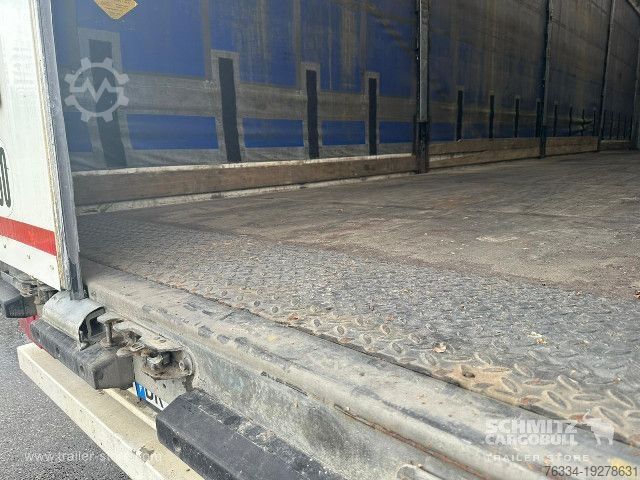 Semi-remorque bâchée Schmitz Cargobull Semitrailer Curtainsider Mega