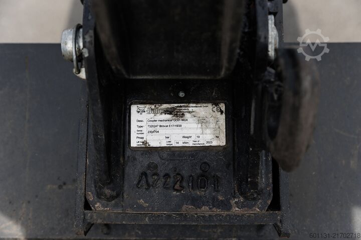 Kompakttraktor Bobcat E10z