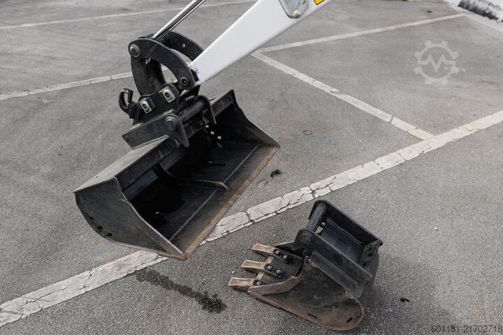 Kompakttraktor Bobcat E10z