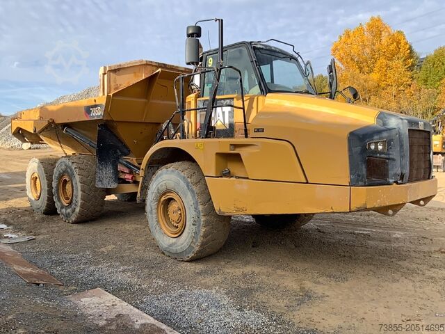 Articulated Dump Truck Caterpillar 735B