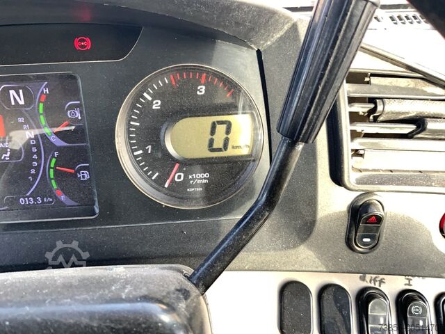 Knickgelenkter Muldenkipper Komatsu HM300-3