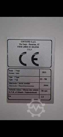 Keskeny szalagfűrész Centauro CO700