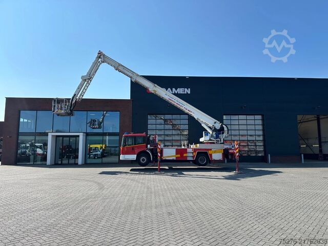 Platforma de ridicare Mercedes-Benz Econic 1823 Bronto Skylift F32 MDT 2000