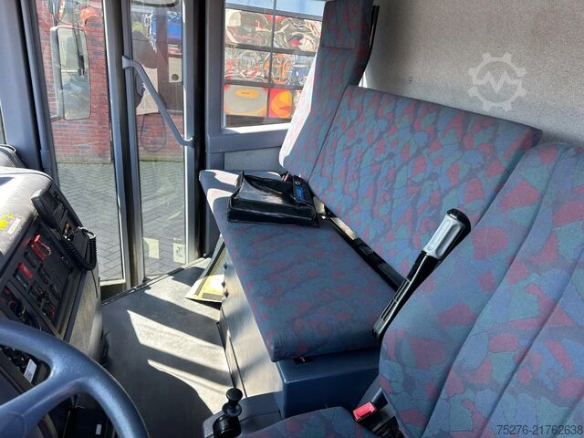 Platforma de ridicare Mercedes-Benz Econic 1823 Bronto Skylift F32 MDT 2000