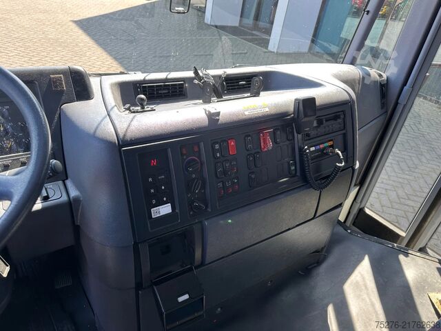 Platforma de ridicare Mercedes-Benz Econic 1823 Bronto Skylift F32 MDT 2000