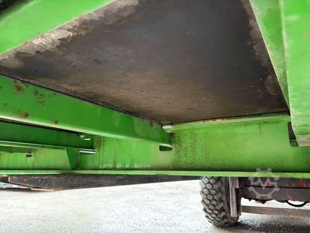 Cserélhető felépítményes pótkocsi Krone BDF 7,45m TOP Zustand Zurringe