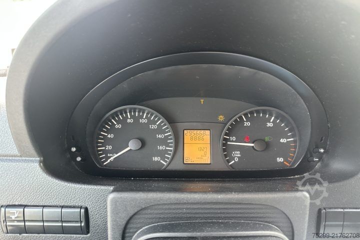 Testreszabott furgon Mercedes-Benz 316 CDI HB Motor Neu / Swiss-Vehicle