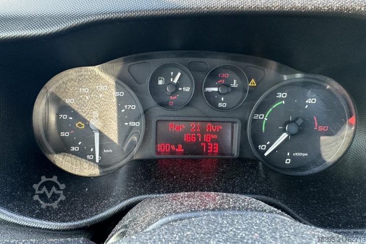 Kampós konténerszállító teherautó Iveco 70C17 Kommunal + Schneepflug / Swiss-Vehicle