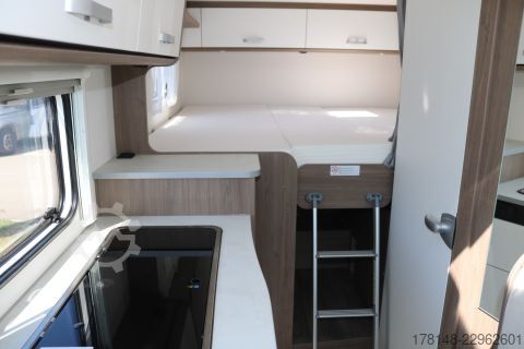 Półzintegrowany kamper Carado VAN V337 Pro+