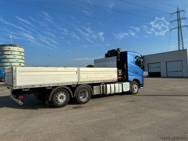 Trattore stradale standard VOLVO FH 500 gru+cassone fisso