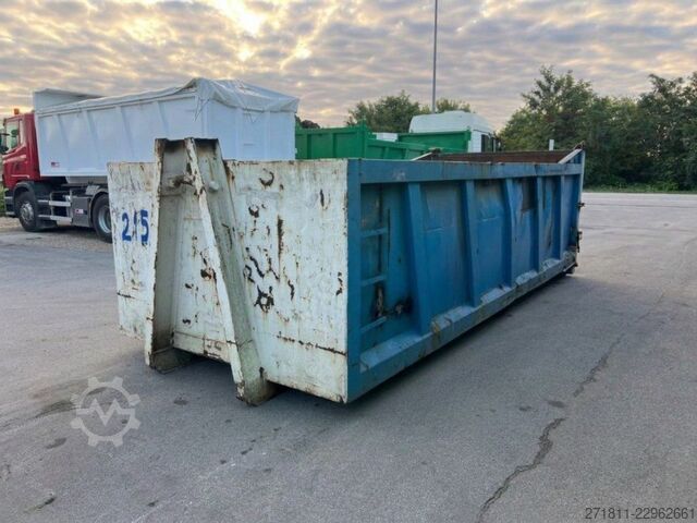 Κοντέινερ γάντζου  CONTAINER SCARRABILE USATO A CIELO APERTO