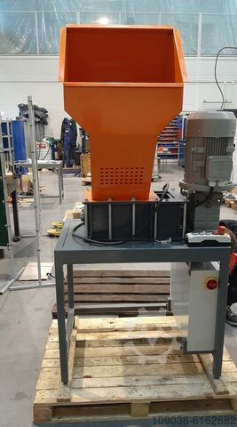 Vernietiger Shredder ZEIGE800 kW R-Techniq ZEIGE800