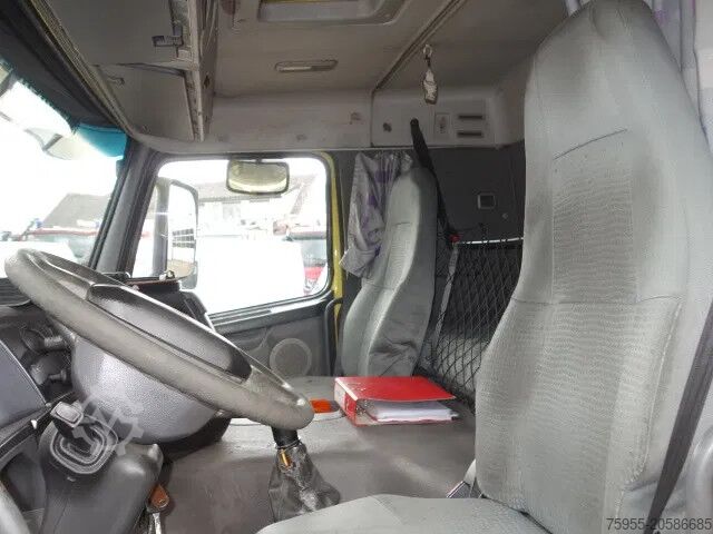 Tankfartyg Volvo FM 12 18500liter tank,AIRCO,MANUAL GEARBOX