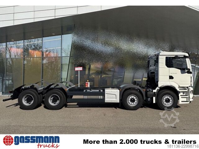 Vrachtwagenchassis MAN TGS 41.520 8x4 BB CH, Nebenantrieb oben