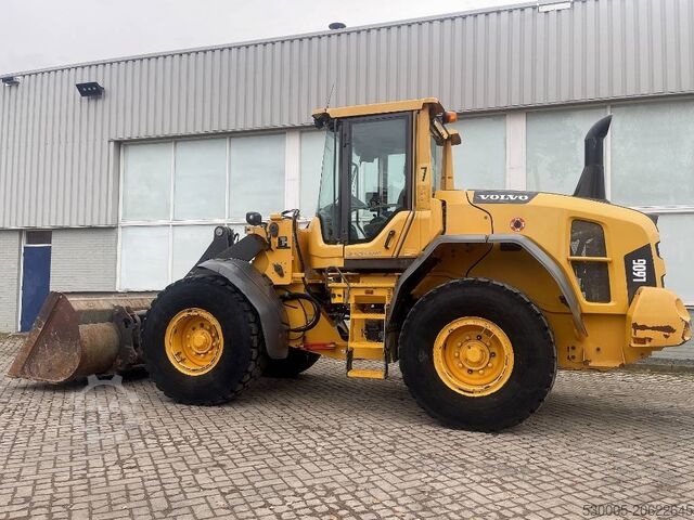 Kolový nakladač Volvo L 60 G