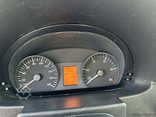 Skåpbil Mercedes-Benz Sprinter 314 F37/33 Euro 6