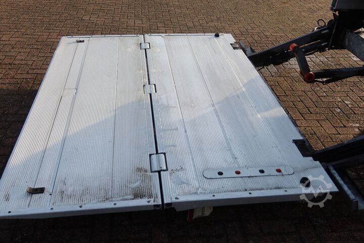 Refrigerated/freezer transport Schmitz Cargobull City Trailer + Stuur AS
