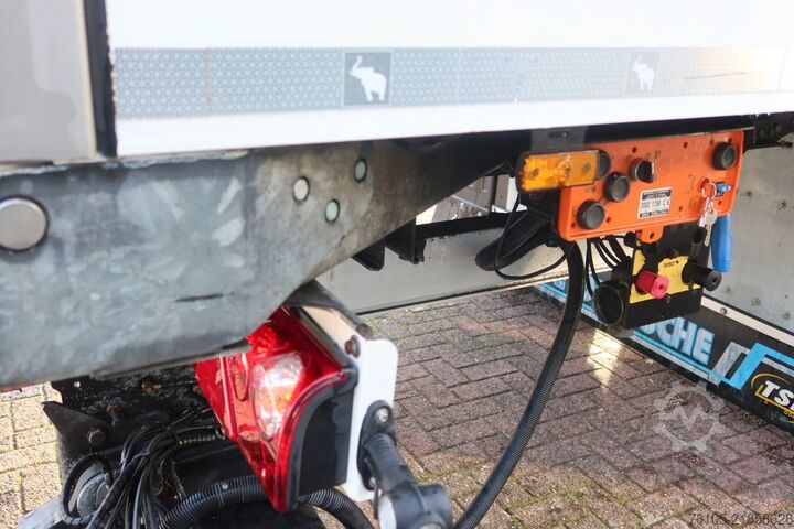 Refrigerated/freezer transport Schmitz Cargobull City Trailer + Stuur AS