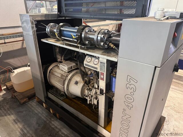 Macchina da taglio a getto d'acqua STM Waterjet Premium-Cut 2060