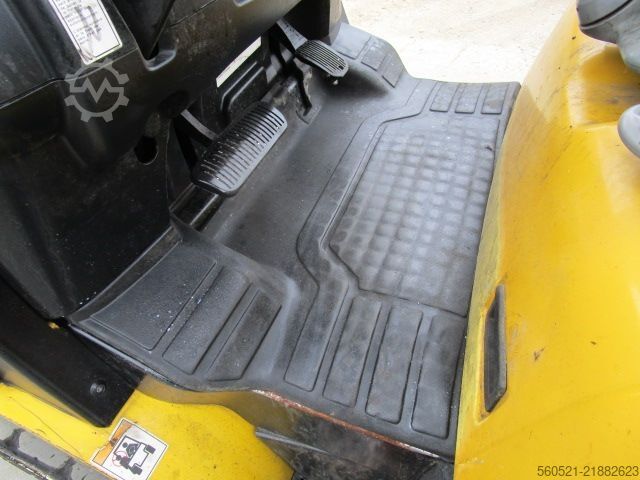 Carrello elevatore diesel Yale 3T - Triplex-Freihub 4,9m + ZINKENVERSTELLER