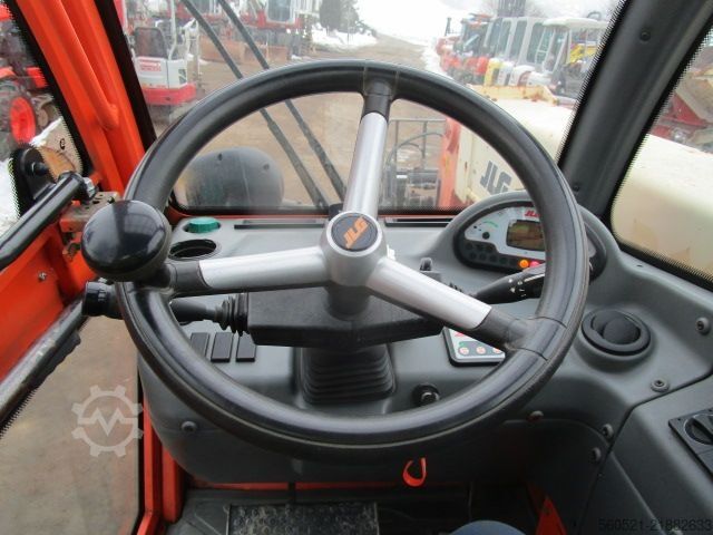 Tuhý teleskopický manipulátor JLG 4009 PS - 9m-4 Ton.- Turbo mit Palettengabel - Niv