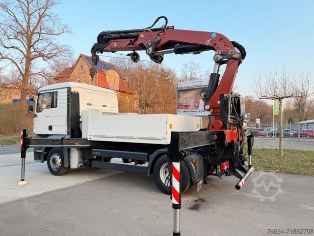 LKW mit Pritsche (offen) MAN TGA 18.350 4x2 Pritsche KRAN 26m FUNK Seilwinde