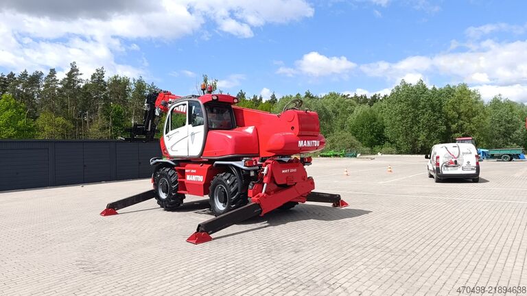 încărcător telescopic rotativ Manitou MRT 25.40+