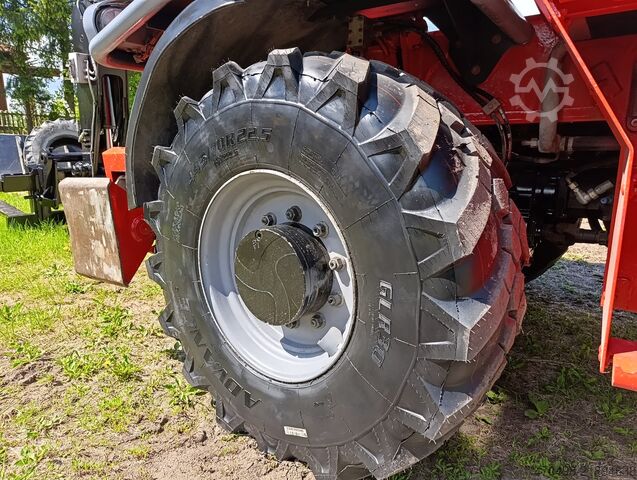 încărcător telescopic rotativ Manitou MRT 25.40+