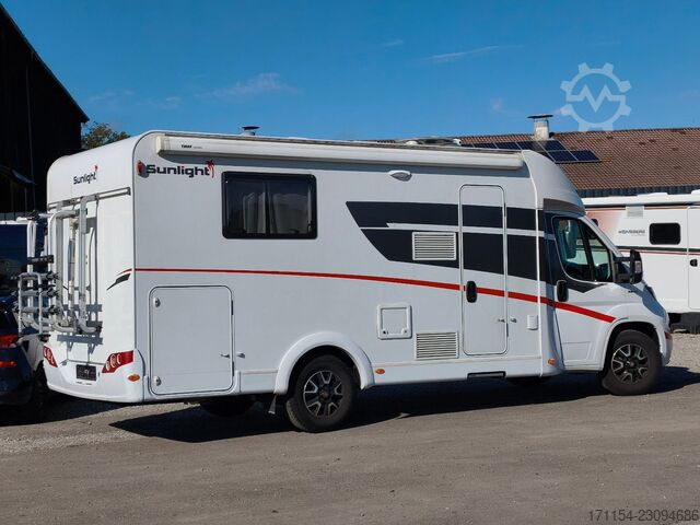 Half-integraal camper SUNLIGHT T 69 S, Quensbett, SAT, Hubbett, Navi,1 Hand