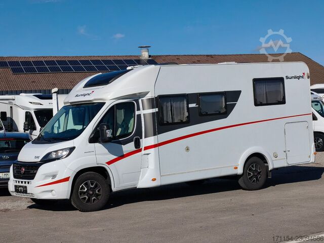 Half-integraal camper SUNLIGHT T 69 S, Quensbett, SAT, Hubbett, Navi,1 Hand