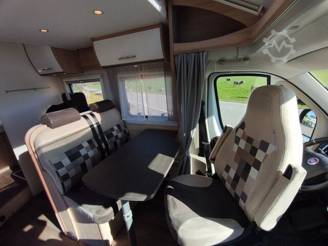 Half-integraal camper SUNLIGHT T 69 S, Quensbett, SAT, Hubbett, Navi,1 Hand
