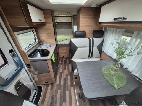 Halvintegreret autocamper Weinsberg CaraCompact 600 MF EDITION [PEPPER] *TraumMobil*opt. Autark-e*