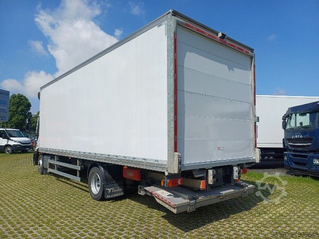 Box truck IVECO EUROCARGO ML120E22P