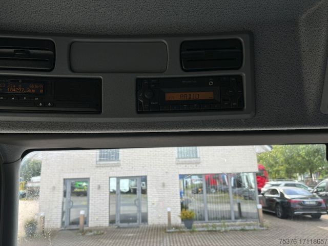 Ponyvával szerelt furgon MERCEDES-BENZ Atego 818 2-Sitz Plane