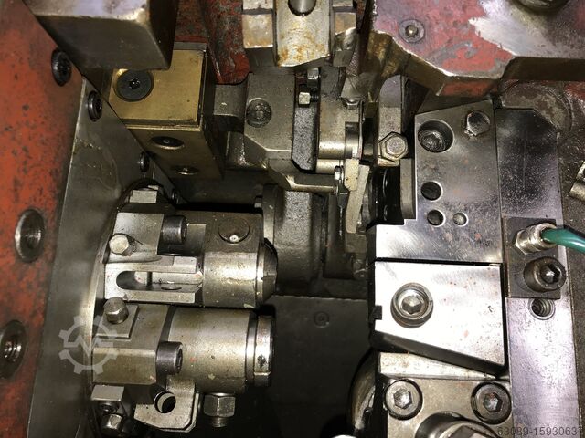 1 dado 2 golpes de cabeça NATIONAL 61 MS