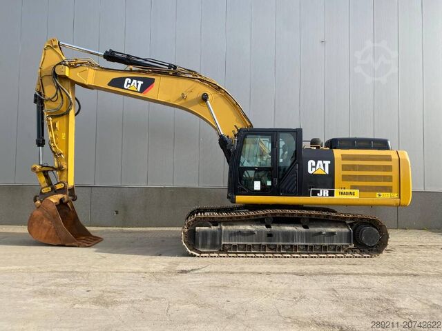 Pásové rypadlo CAT 336F L XE (New Undercarriage)